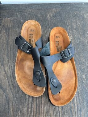 Naot sandals, black leather thong, side buckle, cork footbed, size 8